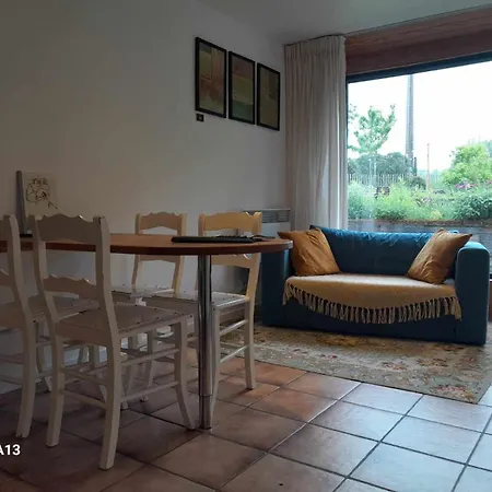 L'app'art Des Ateliers Gerny Bed & Breakfast