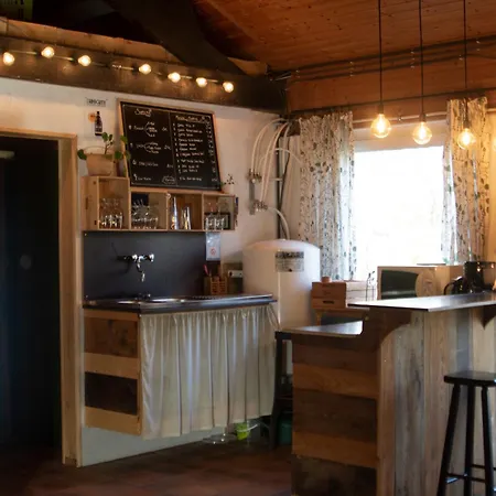 Bed & Breakfast L'app'art Des Ateliers Gerny 4*